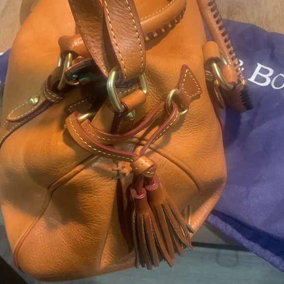 Dooney & Bourke genuine leather handbag - Picture 5 of 10